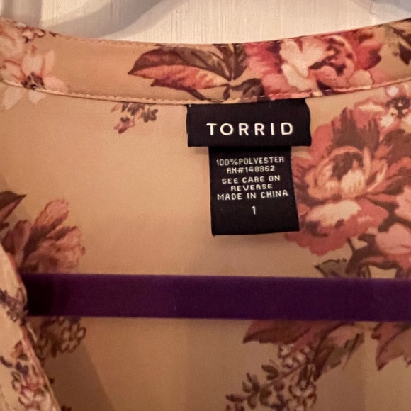 Torrid Chiffon High Low Tunic - Picture 2 of 6